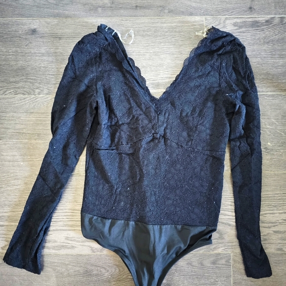 Ardene body suit size M - Picture 1 of 2